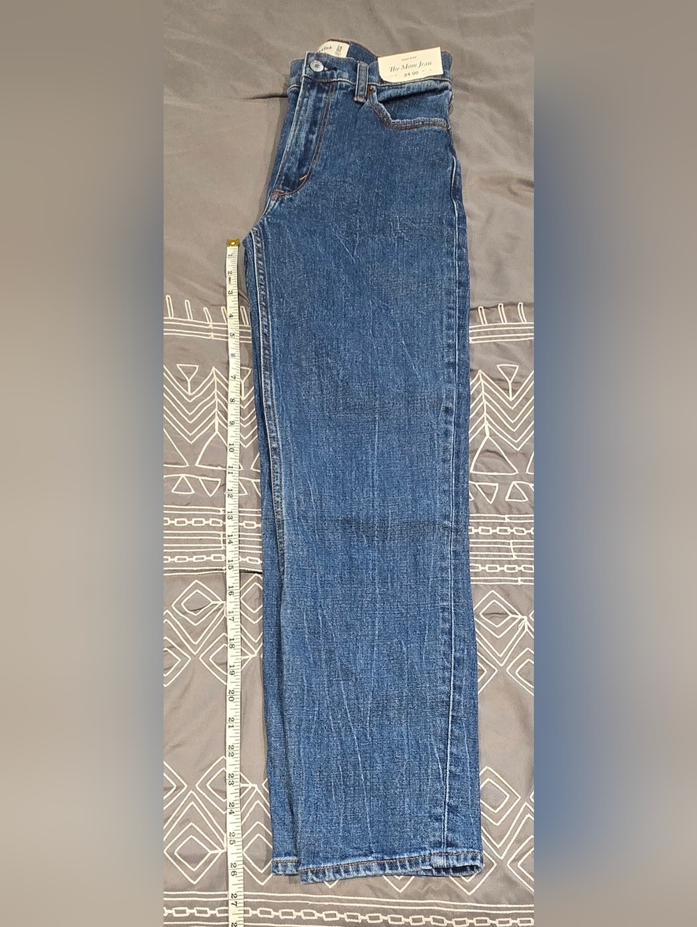 Abercrombie High Rise The Mom Non Distressed Jeans Size 00/24 - Picture 3 of 8